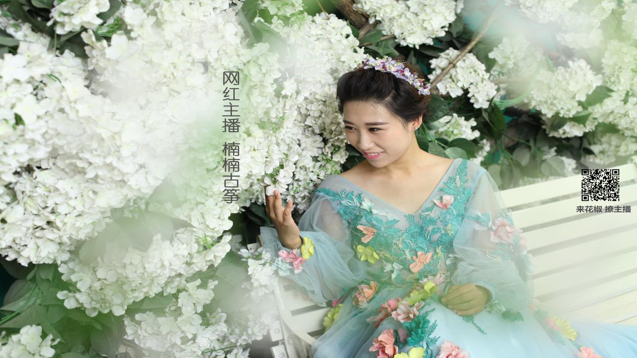 CF手游武器直销，你的战场利器在此！
